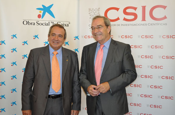 Firma del convenio CSIC-Obra Social