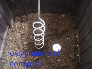 Aireando el compost Aireando el compost